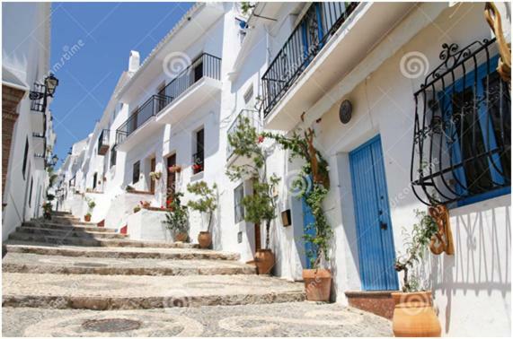 Apartamento Cala De Nerja-Lovely Apartment Exterior photo